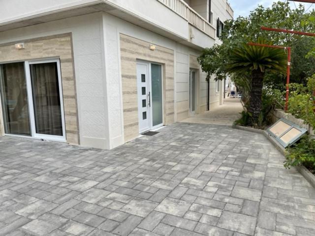 Villa Luce Mit Pool Makarska Bagian luar foto