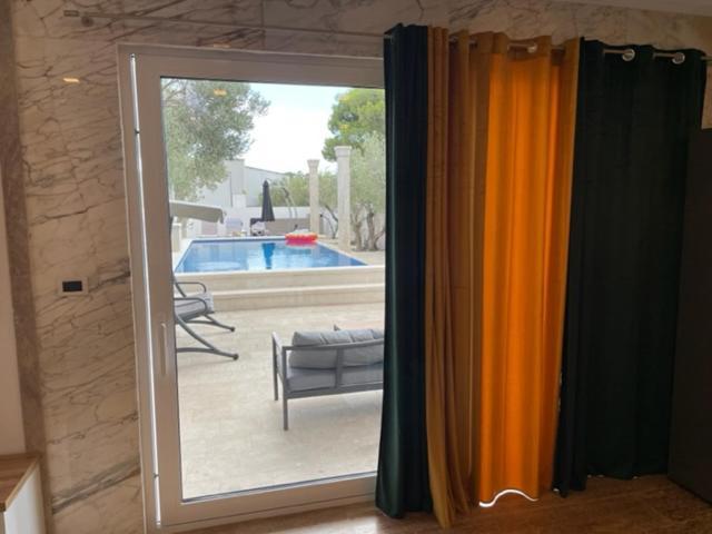 Villa Luce Mit Pool Makarska Bagian luar foto