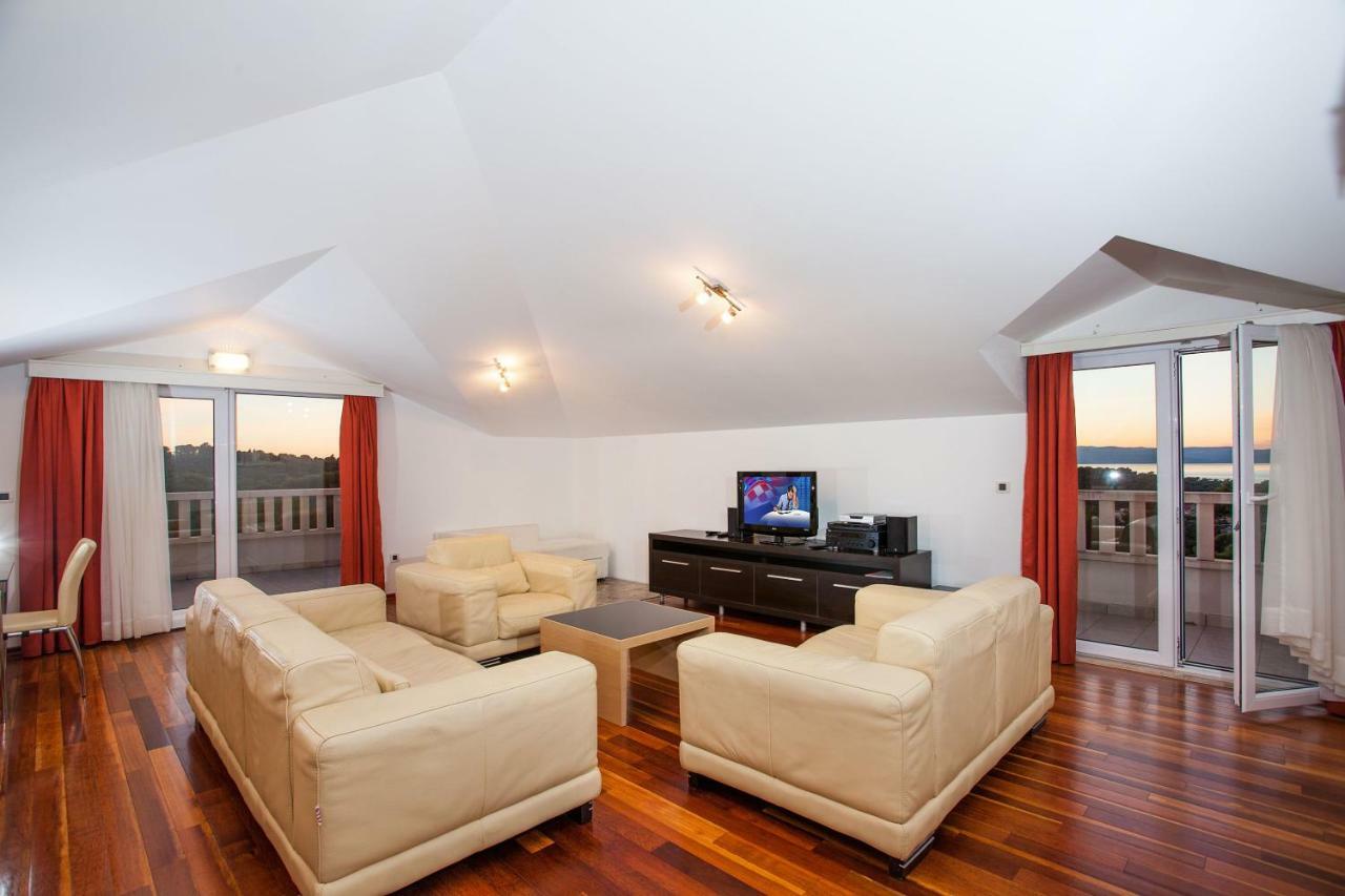 Villa Luce Mit Pool Makarska Ruang foto