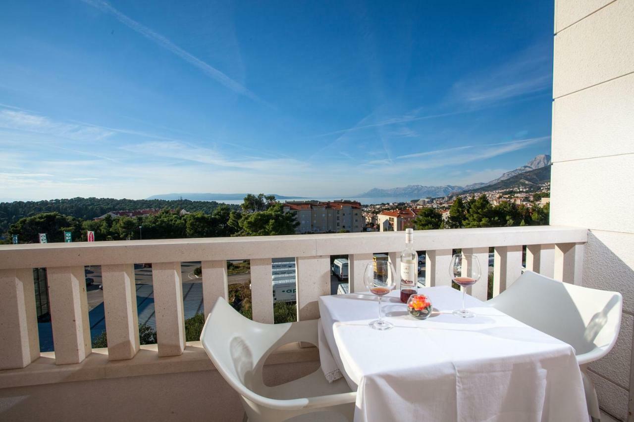 Villa Luce Mit Pool Makarska Bagian luar foto