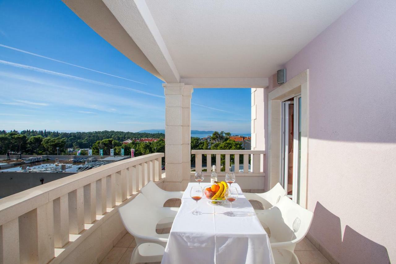 Villa Luce Mit Pool Makarska Bagian luar foto